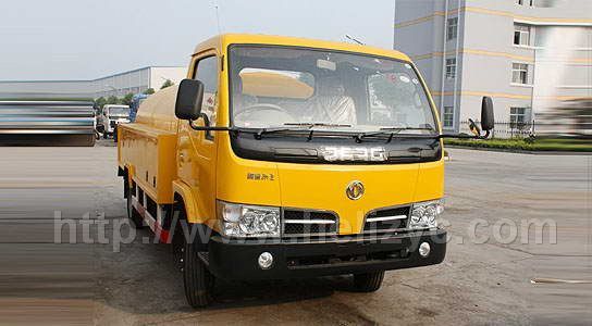 �|�L(f��ng)������^��ͨ�RͰ